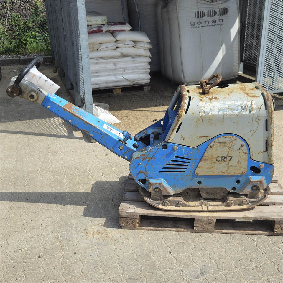 Weber CR 7 - Виброплита: фото 1 Weber CR 7 - Виброплита: фото 1