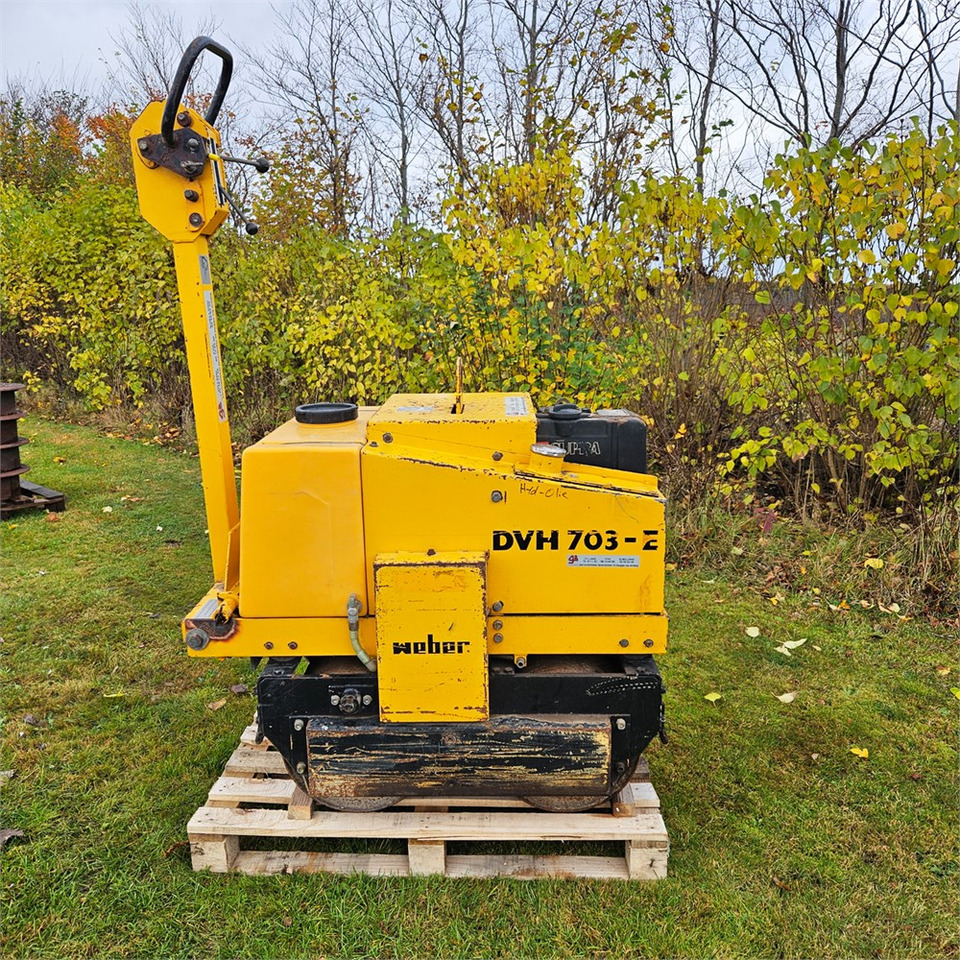 Weber DVH 703 E - Каток тротуарный: фото 3 Weber DVH 703 E - Каток тротуарный: фото 3