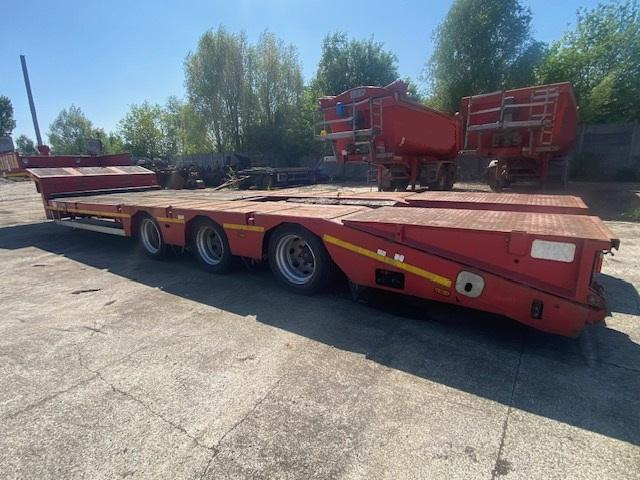 Trax 3 ESSIEUX - Низкорамный полуприцеп: фото 2 Trax 3 ESSIEUX - Низкорамный полуприцеп: фото 2