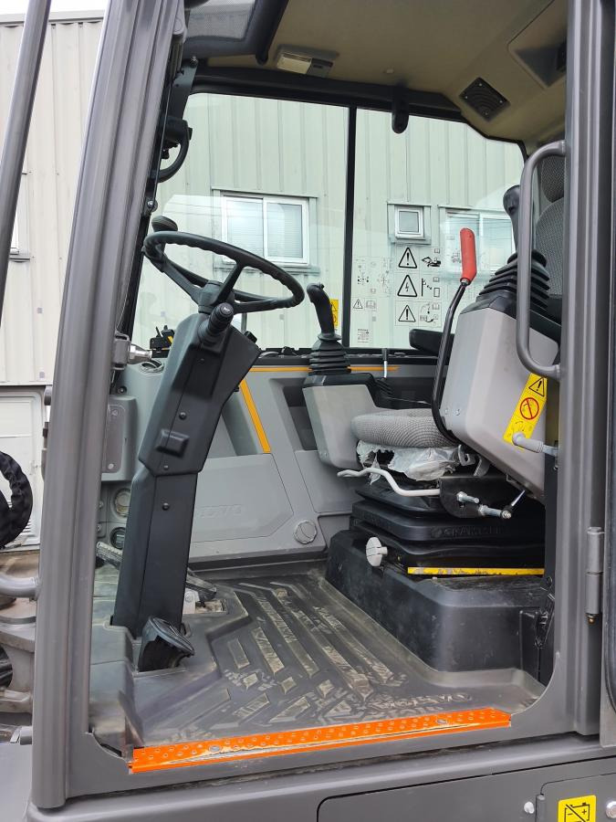 Volvo EW 60E - Колёсный экскаватор: фото 5 Volvo EW 60E - Колёсный экскаватор: фото 5