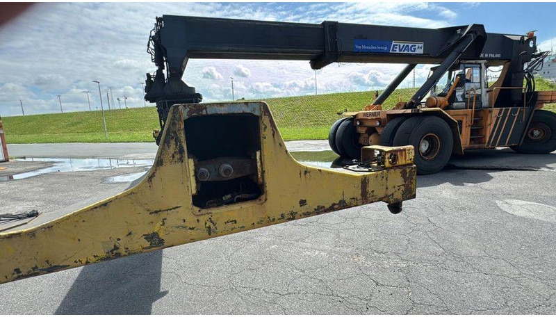 Kalmar Valmet RSD4118-4TL - Ричстакер: фото 5 Kalmar Valmet RSD4118-4TL - Ричстакер: фото 5