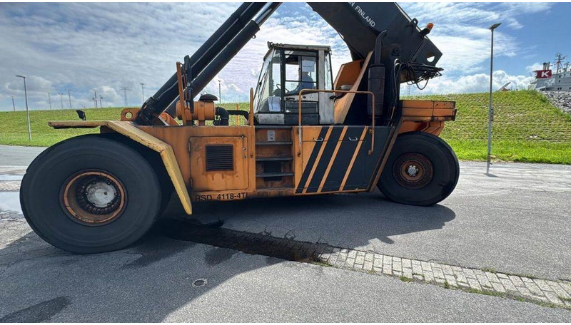 Kalmar Valmet RSD4118-4TL - Ричстакер: фото 2 Kalmar Valmet RSD4118-4TL - Ричстакер: фото 2
