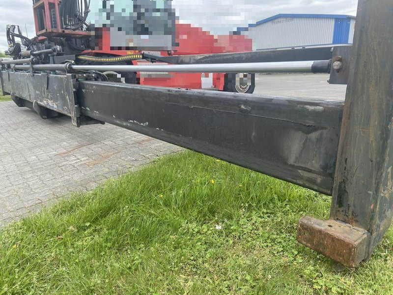 Погрузочно-разгрузочная техника Elme 589-5573 20-40´Spreader: фото 9 Погрузочно-разгрузочная техника Elme 589-5573 20-40´Spreader: фото 9