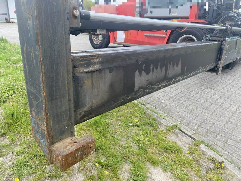 Погрузочно-разгрузочная техника Elme 589-5573 20-40´Spreader: фото 7 Погрузочно-разгрузочная техника Elme 589-5573 20-40´Spreader: фото 7