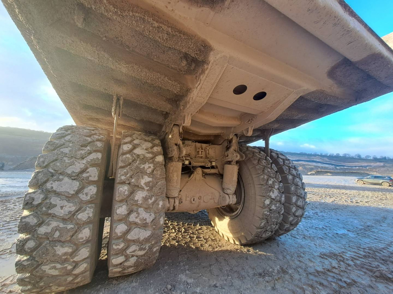 CAT 777G - Карьерный самосвал: фото 3 CAT 777G - Карьерный самосвал: фото 3