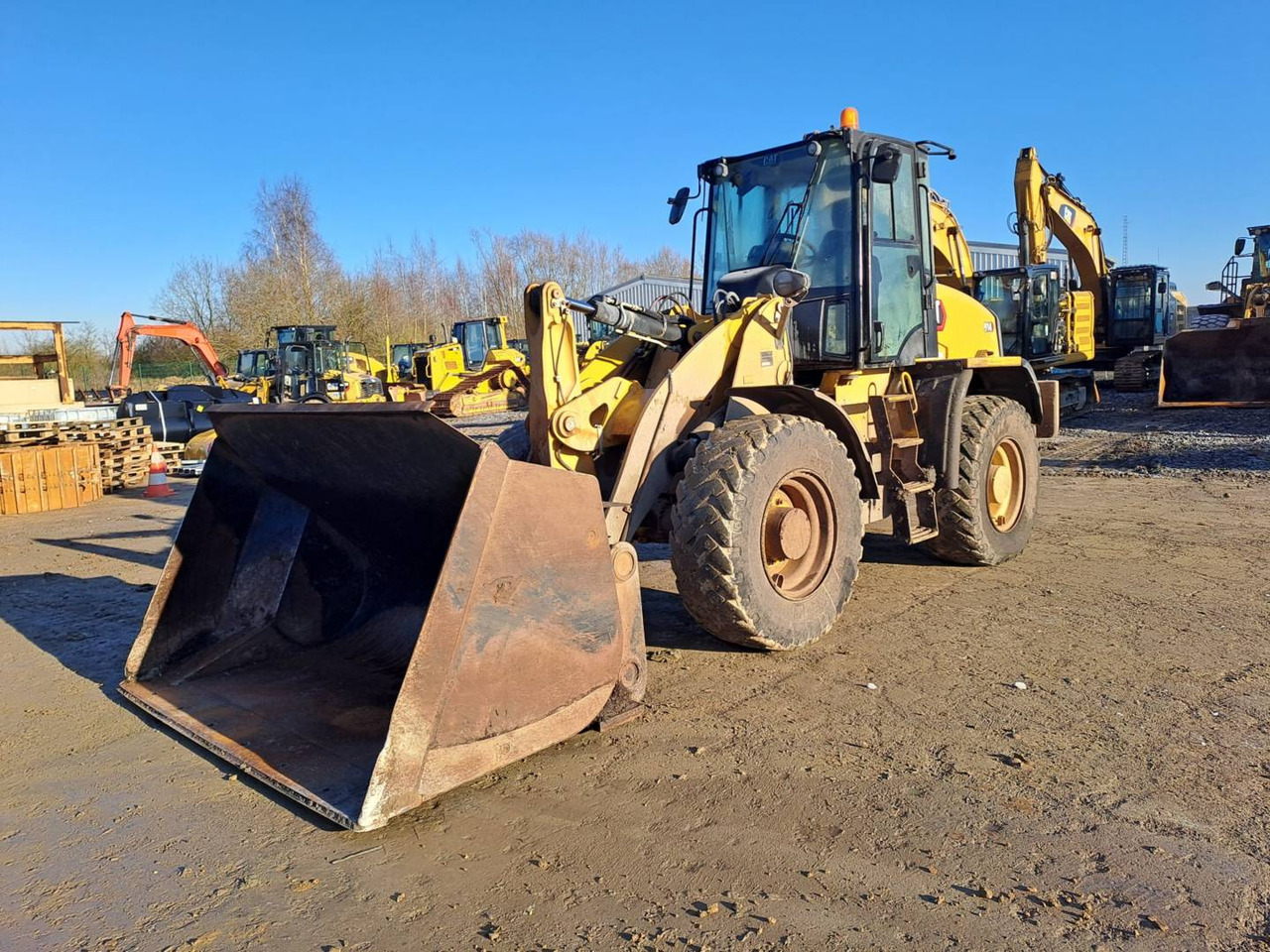 CAT 914 - Колёсный погрузчик: фото 2 CAT 914 - Колёсный погрузчик: фото 2