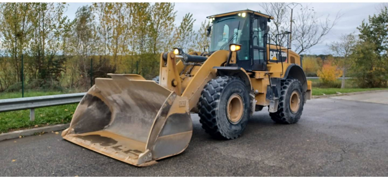 CAT 950M - Колёсный погрузчик: фото 1 CAT 950M - Колёсный погрузчик: фото 1