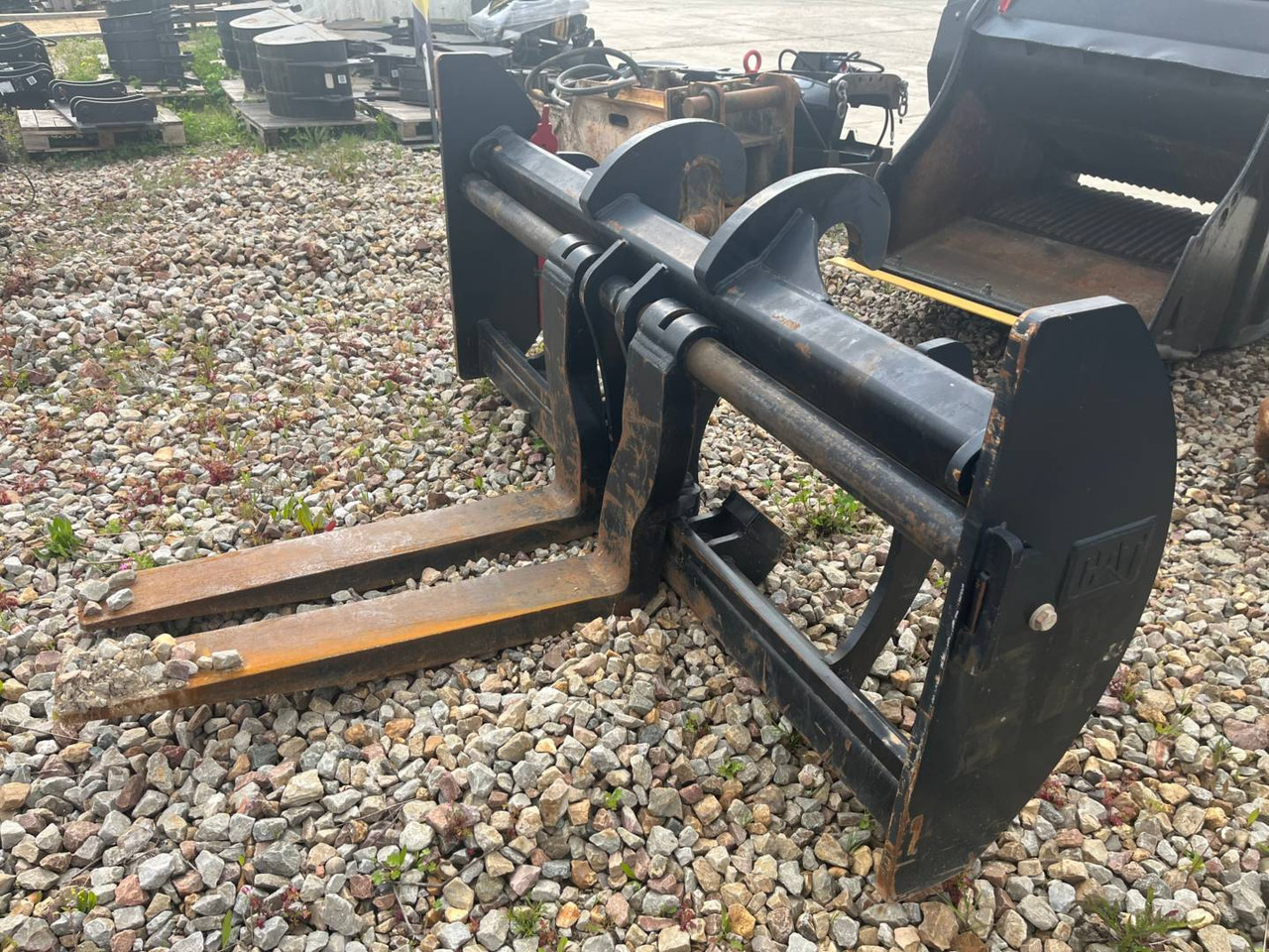 CAT FOURCHE-966-963-FORKS-352-6203 - Вилы: фото 1 CAT FOURCHE-966-963-FORKS-352-6203 - Вилы: фото 1