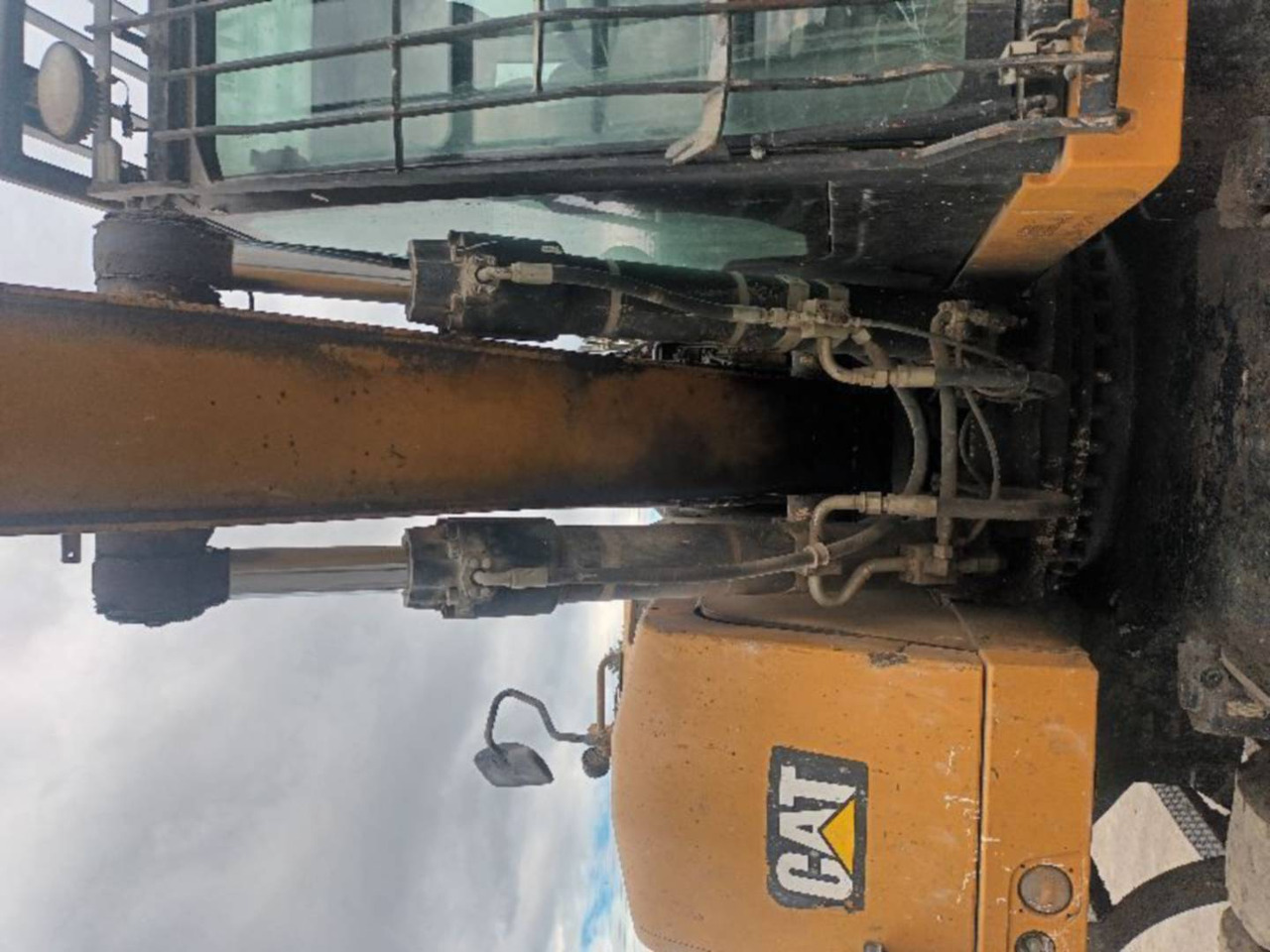 Колёсный экскаватор CAT MH3022-1: фото 16 Колёсный экскаватор CAT MH3022-1: фото 16