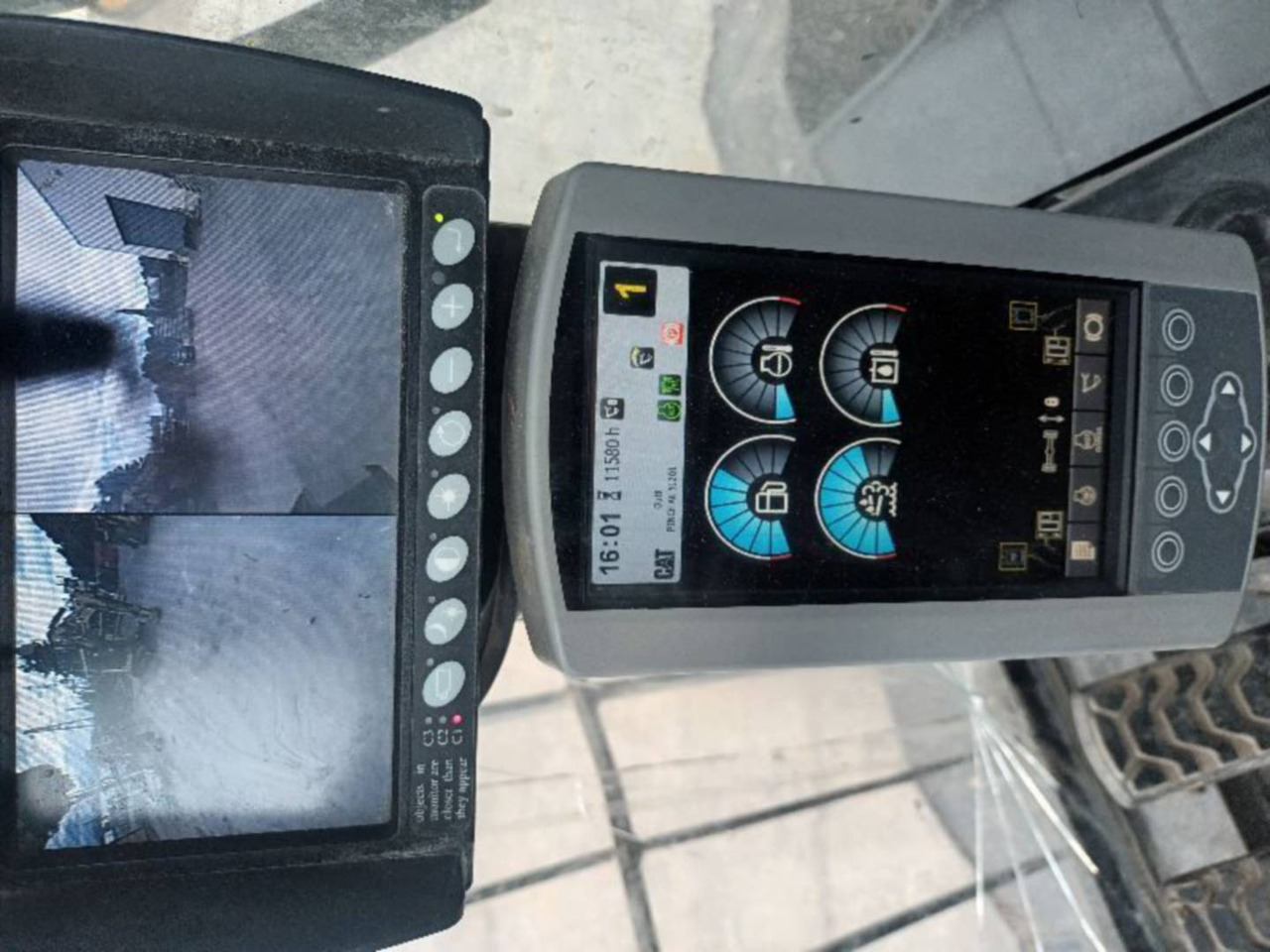 Колёсный экскаватор CAT MH3022-1: фото 14 Колёсный экскаватор CAT MH3022-1: фото 14