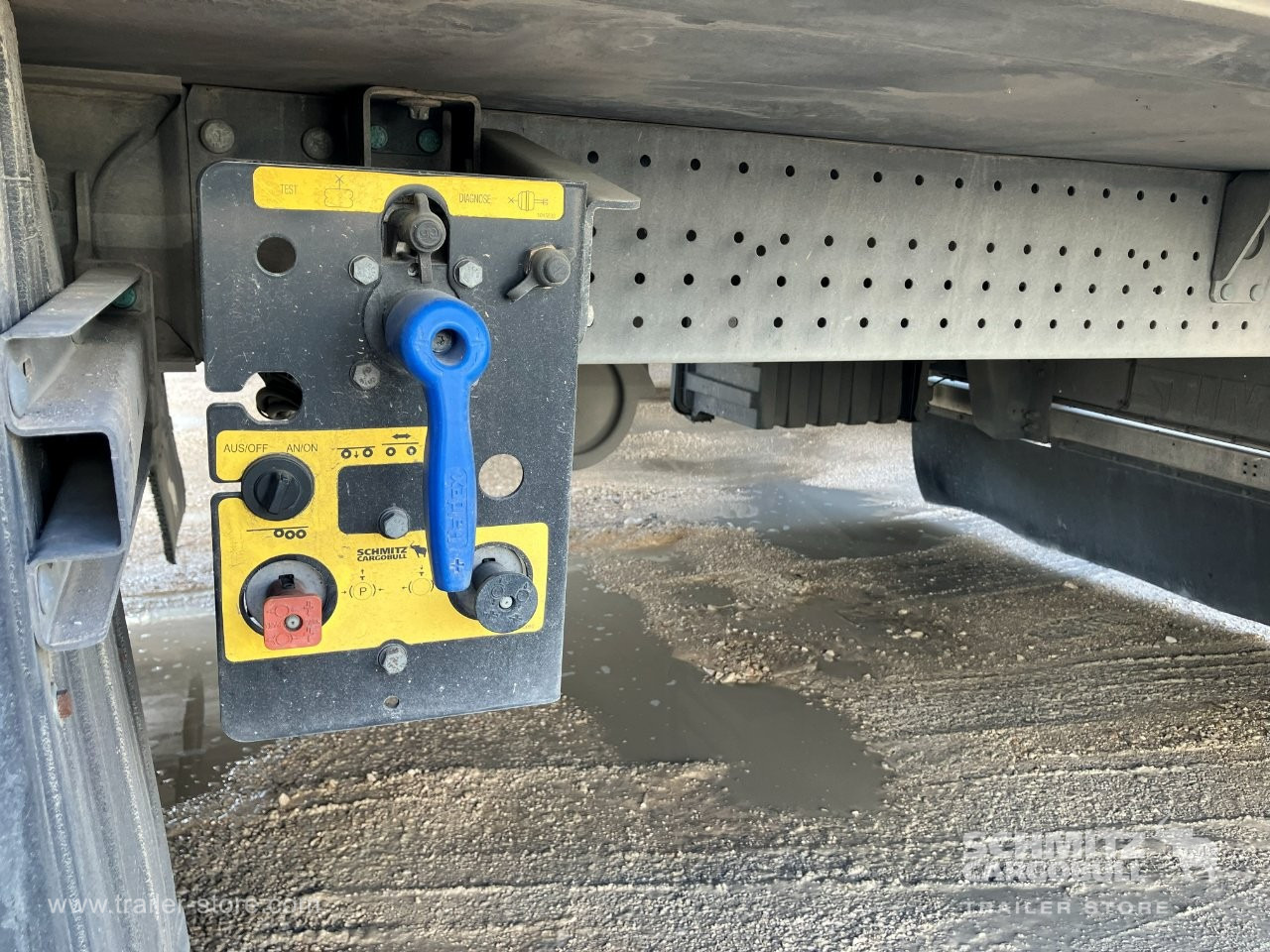 SCHMITZ Semiremolque Frigo Standard - Изотермический полуприцеп: фото 4 SCHMITZ Semiremolque Frigo Standard - Изотермический полуприцеп: фото 4