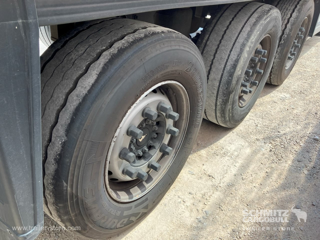 SCHMITZ Semiremolque Frigo Standard - Изотермический полуприцеп: фото 2 SCHMITZ Semiremolque Frigo Standard - Изотермический полуприцеп: фото 2