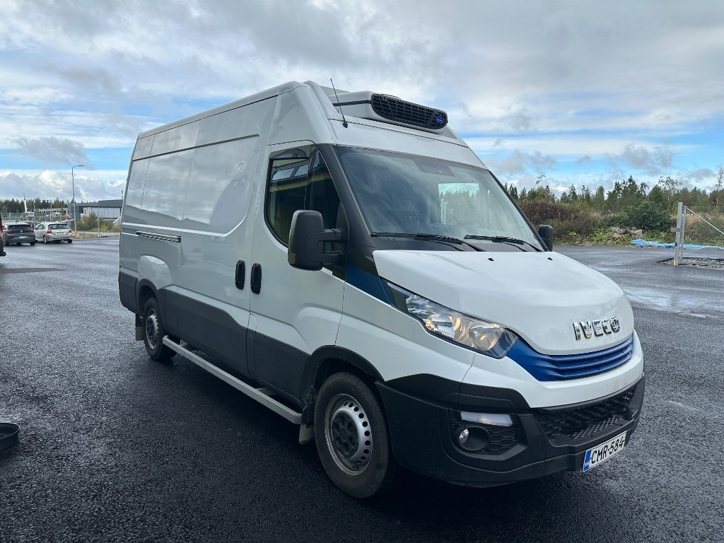 Iveco 35S14N Kylmäkone - Цельнометаллический фургон: фото 3 Iveco 35S14N Kylmäkone - Цельнометаллический фургон: фото 3