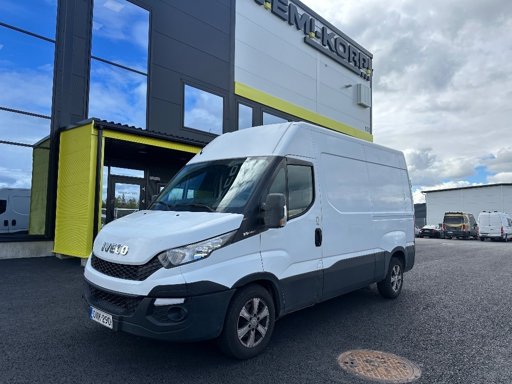 Iveco Daily 35S13 10m3 - Цельнометаллический фургон: фото 1 Iveco Daily 35S13 10m3 - Цельнометаллический фургон: фото 1