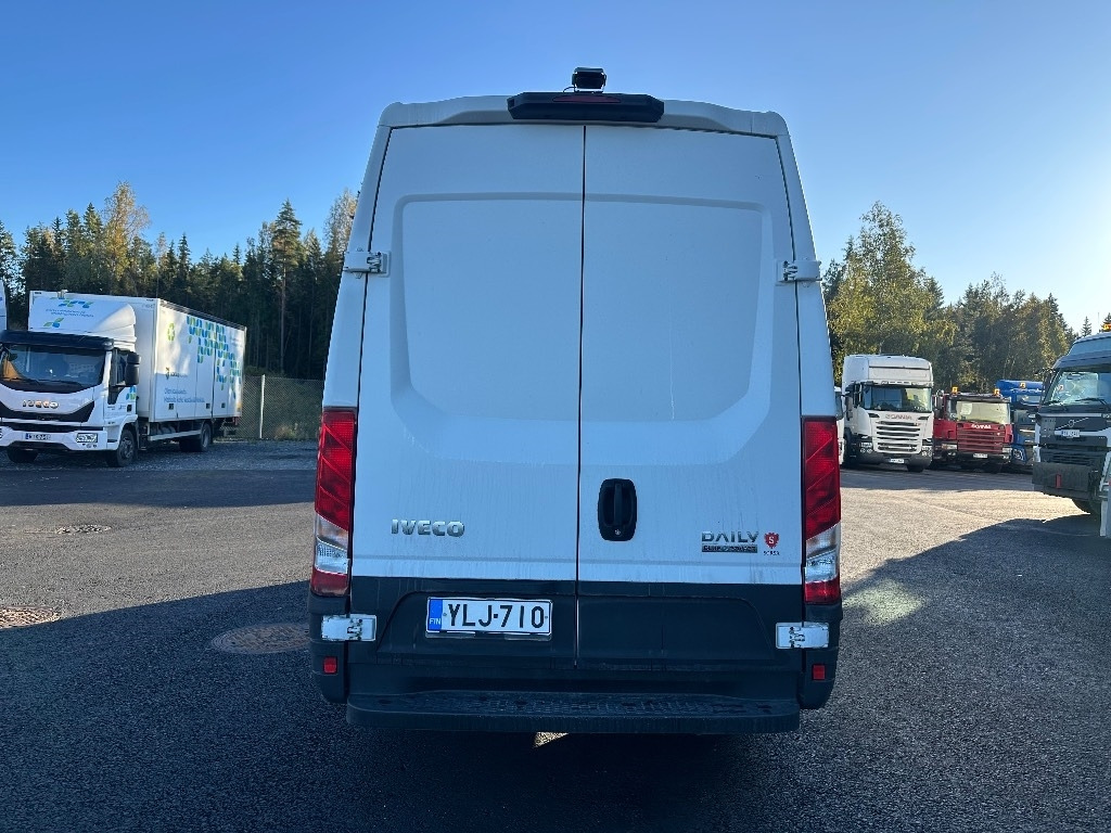 Iveco Daily 35S14 CNG A8 Huom! 6hlö PAKETTIAUTO - Цельнометаллический фургон: фото 5 Iveco Daily 35S14 CNG A8 Huom! 6hlö PAKETTIAUTO - Цельнометаллический фургон: фото 5