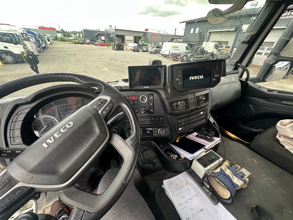 Iveco S-Way AD 260S48 - Автоманипулятор: фото 5 Iveco S-Way AD 260S48 - Автоманипулятор: фото 5