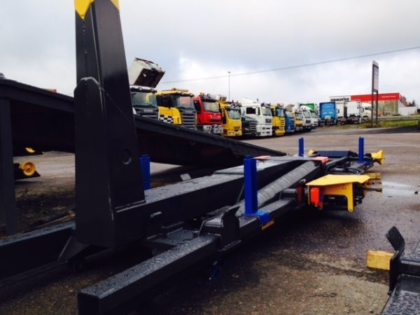 Jimeca Koukkulaite 16t - Система портальной погрузки/ Мультилифт: фото 1 Jimeca Koukkulaite 16t - Система портальной погрузки/ Мультилифт: фото 1