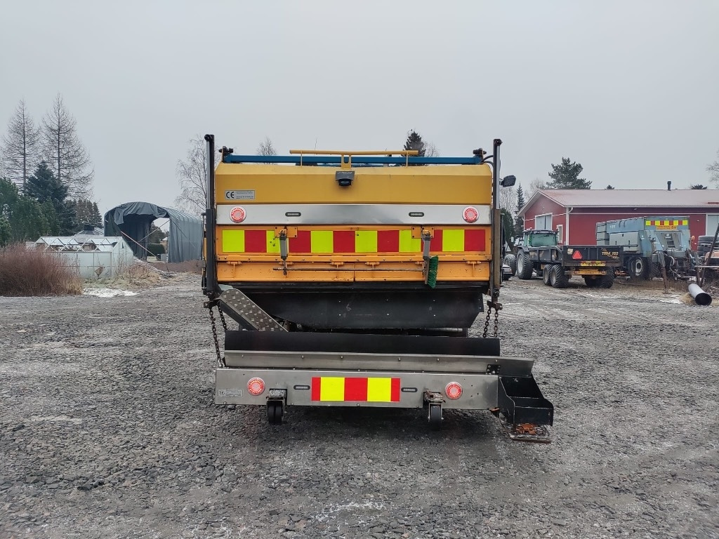 Lava Reunantäyttölava + Sirotin - Кузов платформа: фото 2 Lava Reunantäyttölava + Sirotin - Кузов платформа: фото 2