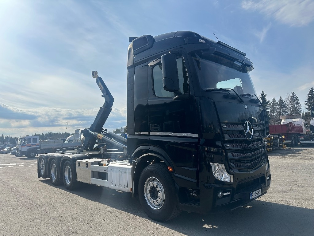 Mercedes-Benz Actros 3563 - Крюковой мультилифт: фото 2 Mercedes-Benz Actros 3563 - Крюковой мультилифт: фото 2
