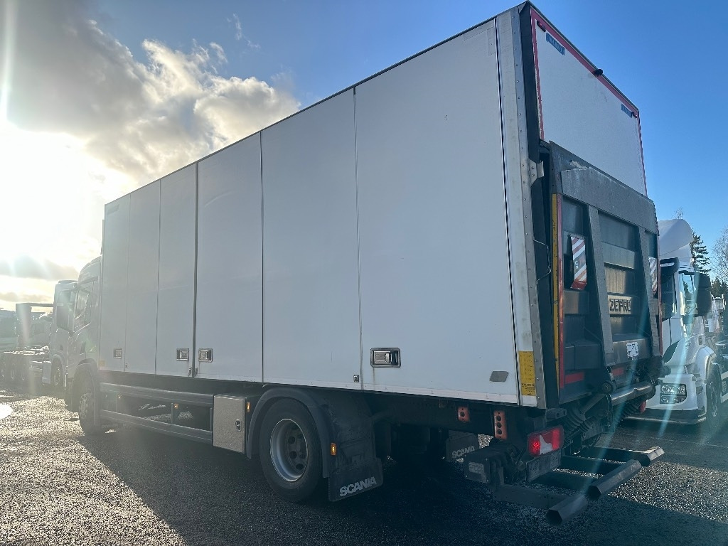 Scania P250 - Грузовик с закрытым кузовом: фото 4 Scania P250 - Грузовик с закрытым кузовом: фото 4