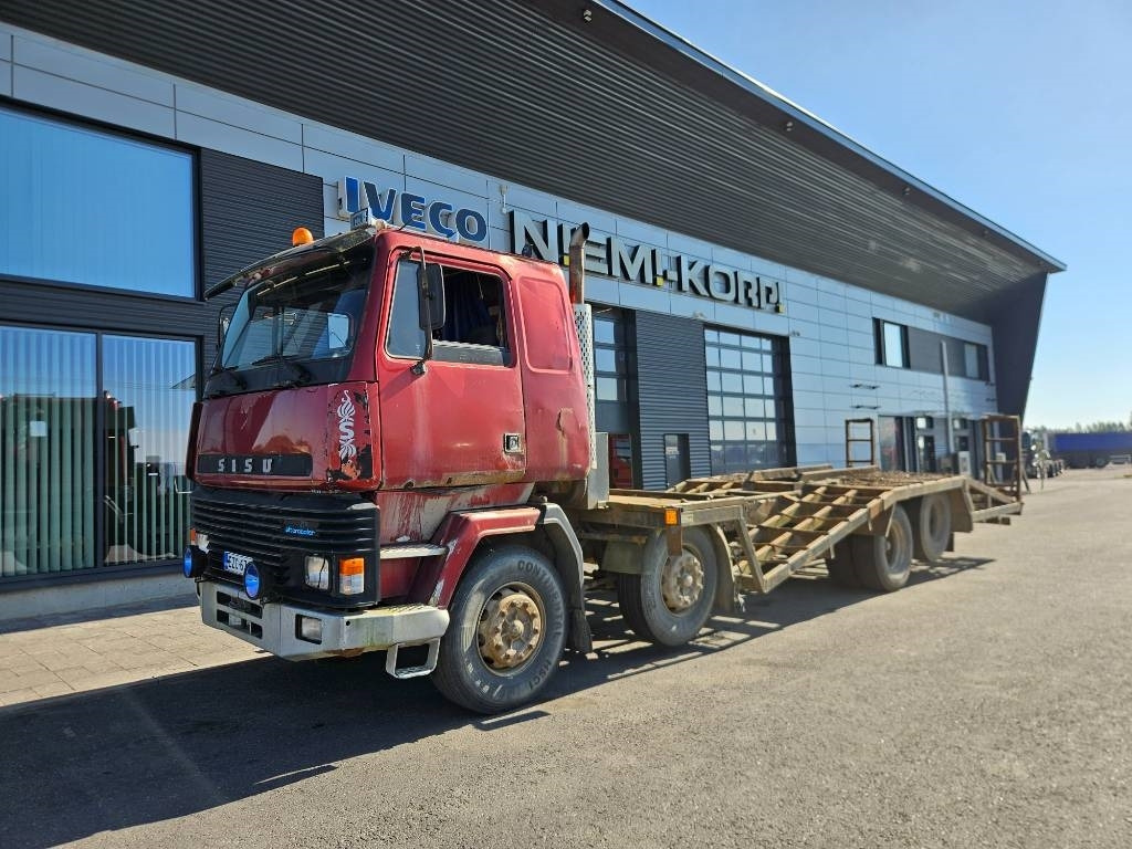 Sisu SM300 8X2 - Лесовоз: фото 1 Sisu SM300 8X2 - Лесовоз: фото 1