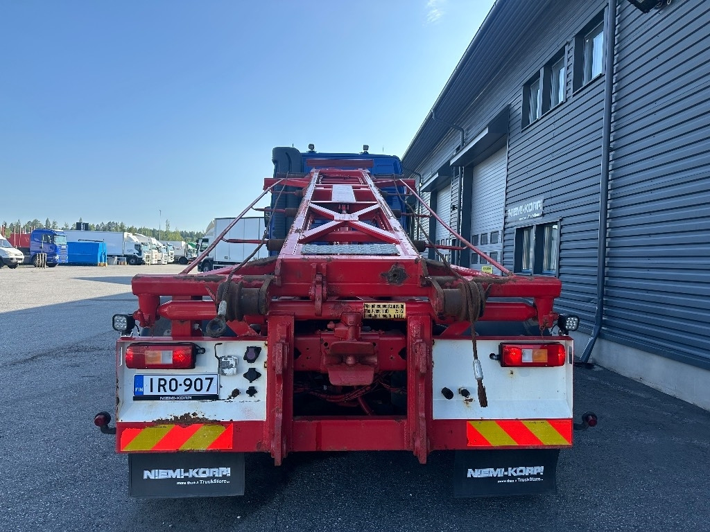 Volvo FM 500 6x2 - Тросовый мультилифт: фото 4 Volvo FM 500 6x2 - Тросовый мультилифт: фото 4