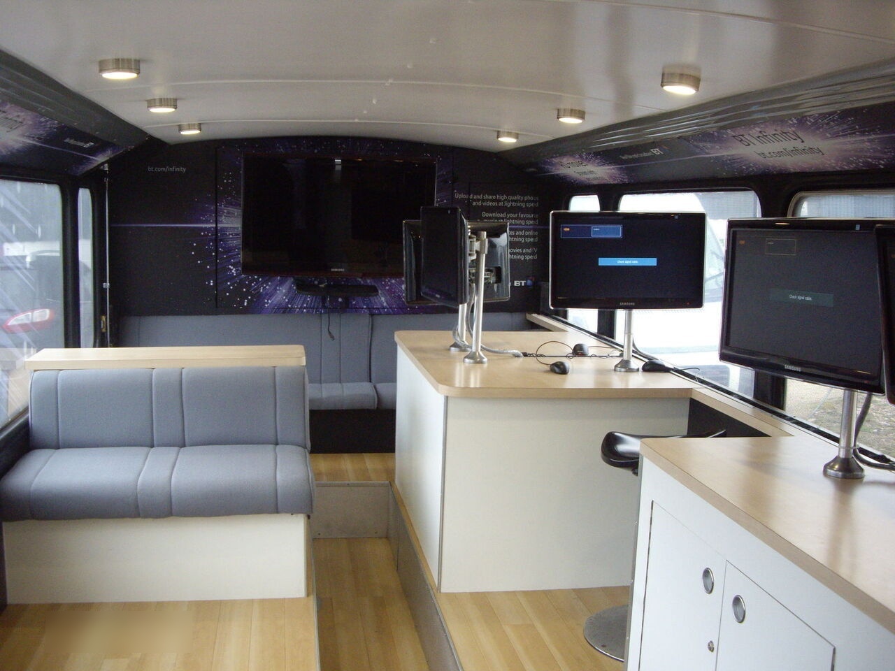 MCW METROBUS British Double Decker Bus Marketing Exhibition Training - Двухэтажный автобус: фото 4 MCW METROBUS British Double Decker Bus Marketing Exhibition Training - Двухэтажный автобус: фото 4