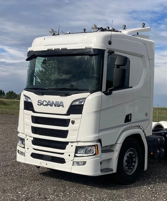 Scania R660 8X4/4 - Грузовик-шасси: фото 1 Scania R660 8X4/4 - Грузовик-шасси: фото 1