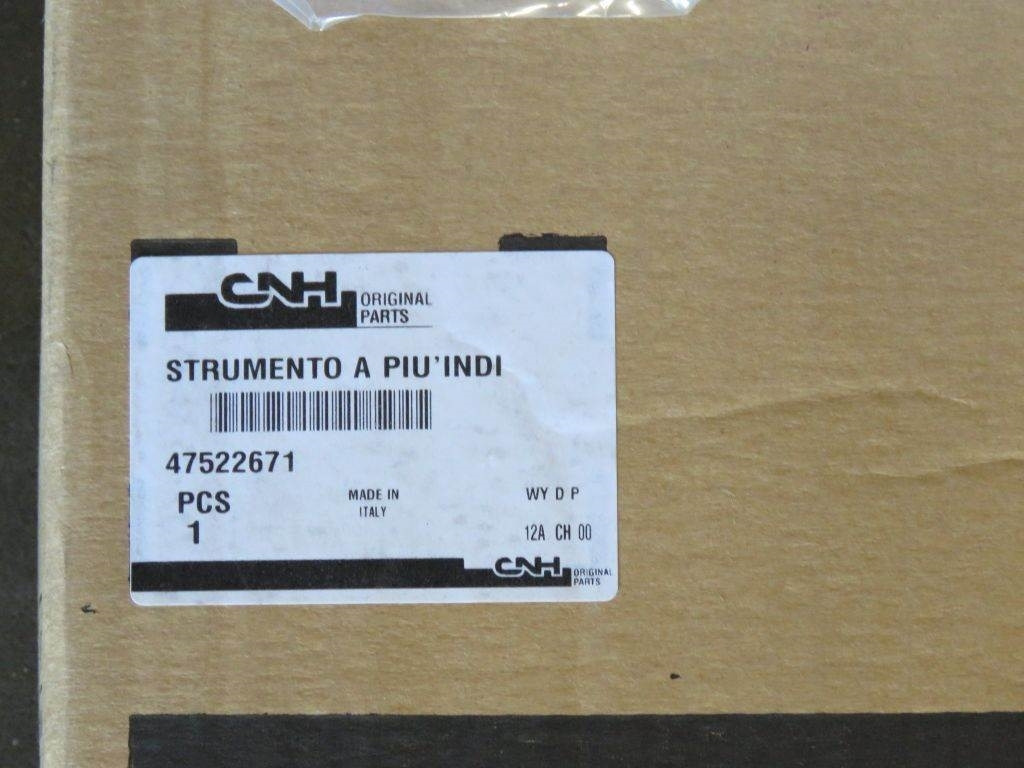 Case FARMALL 85C 95C 105C 115C - Приборная панель для Сельскохозяйственной техники: фото 2 Case FARMALL 85C 95C 105C 115C - Приборная панель для Сельскохозяйственной техники: фото 2