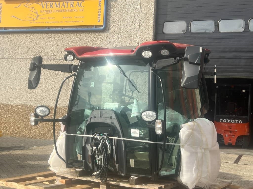 Case MAXXUM / PUMA - Кабина для Сельскохозяйственной техники: фото 1 Case MAXXUM / PUMA - Кабина для Сельскохозяйственной техники: фото 1