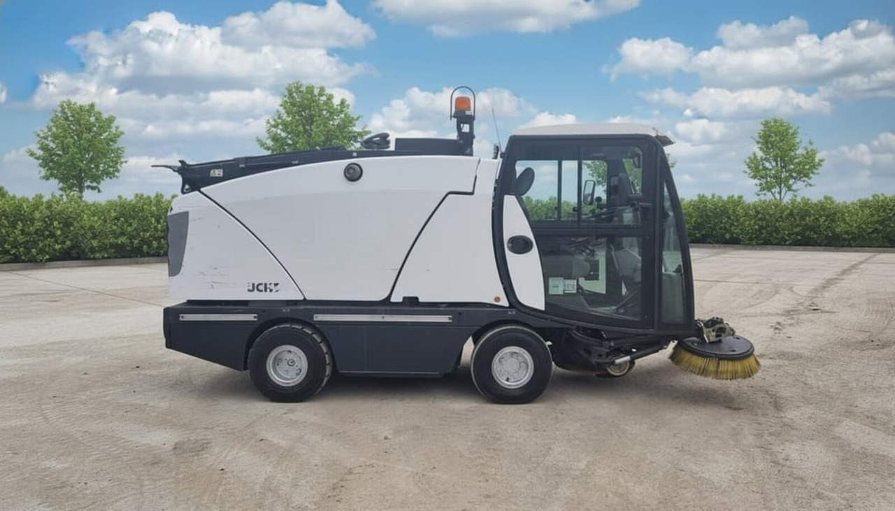 Johnston C202 - Подметально-уборочная машина: фото 3 Johnston C202 - Подметально-уборочная машина: фото 3