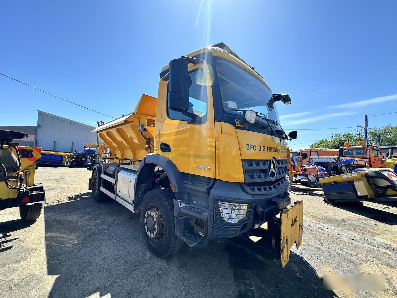 Mercedes-Benz 1824 - Коммунальная/ Специальная техника, Грузовик: фото 2 Mercedes-Benz 1824 - Коммунальная/ Специальная техника, Грузовик: фото 2