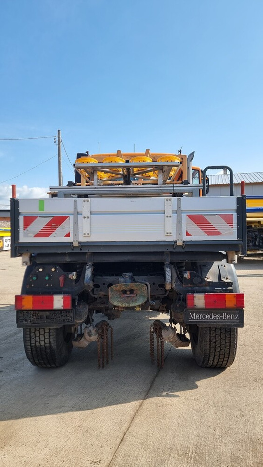 MERCEDES-BENZ Unimog U400 - Коммунальный трактор: фото 3 MERCEDES-BENZ Unimog U400 - Коммунальный трактор: фото 3