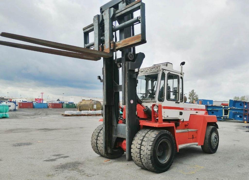 Svetruck 13,6-120-32 - Дизельный погрузчик: фото 1 Svetruck 13,6-120-32 - Дизельный погрузчик: фото 1