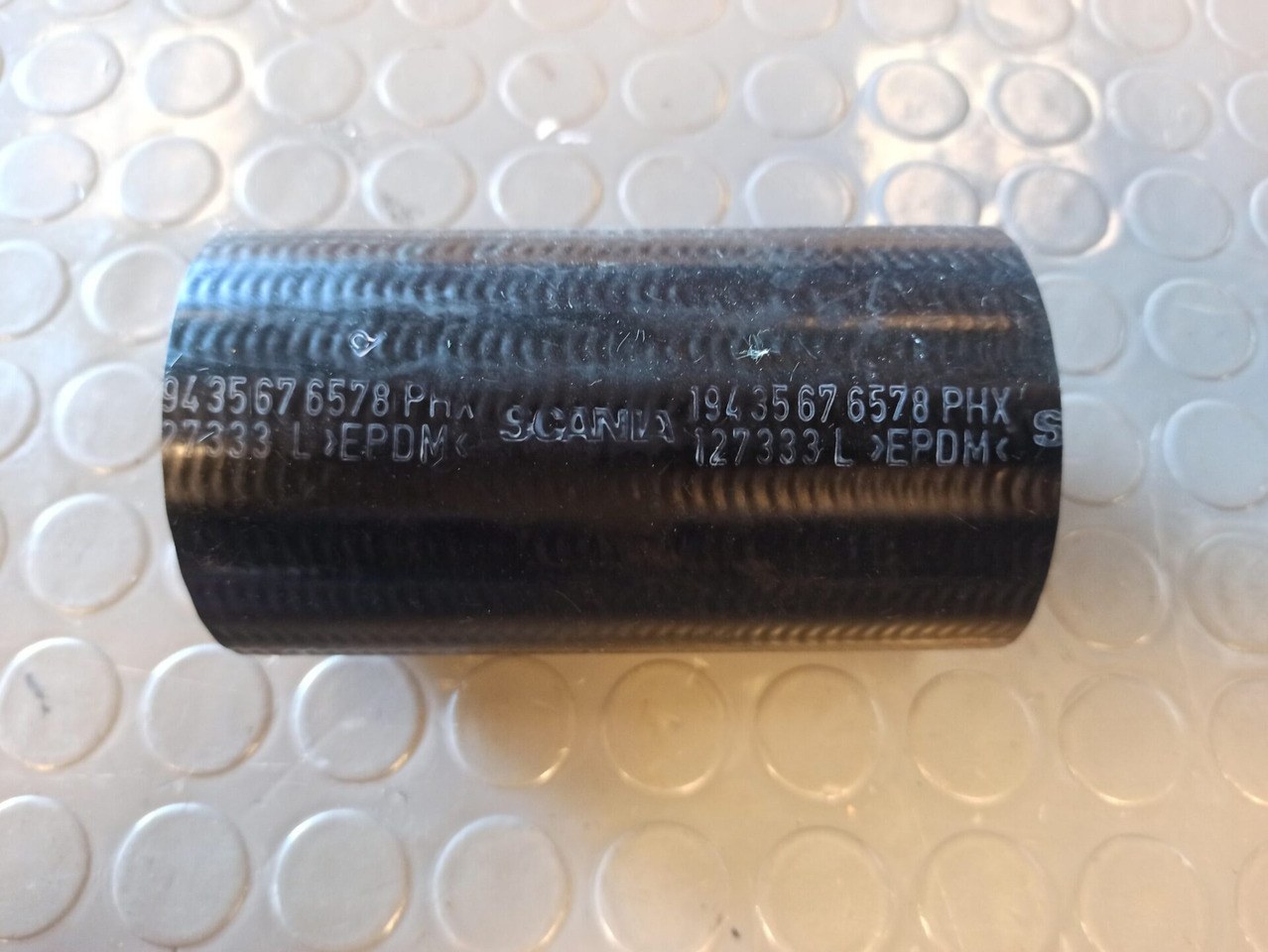 SCANIA COOLANT HOSE 1943567 - Система охлаждения для Грузовиков: фото 1 SCANIA COOLANT HOSE 1943567 - Система охлаждения для Грузовиков: фото 1