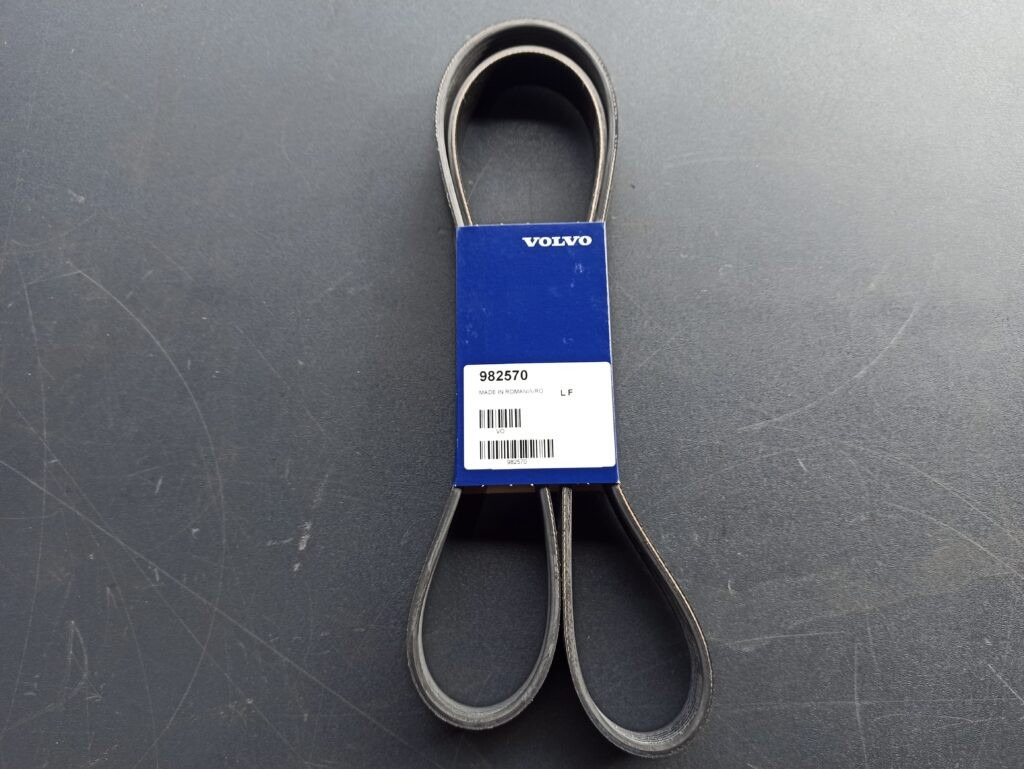 VOLVO V-RIBBET BELT 982570 - Ремень для Грузовиков: фото 2 VOLVO V-RIBBET BELT 982570 - Ремень для Грузовиков: фото 2