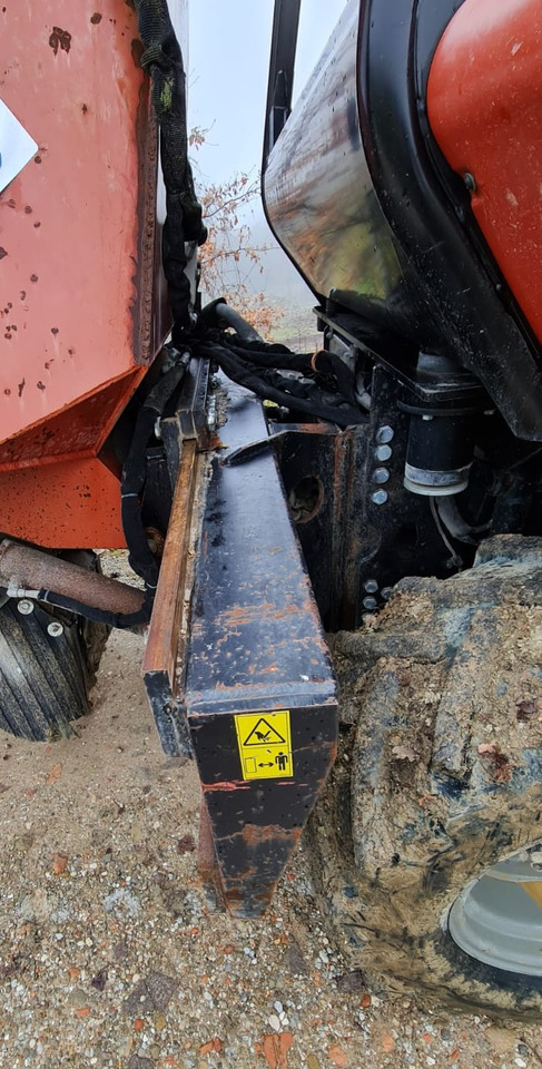 DITCH WITCH RT125 - Траншеекопатель: фото 3 DITCH WITCH RT125 - Траншеекопатель: фото 3