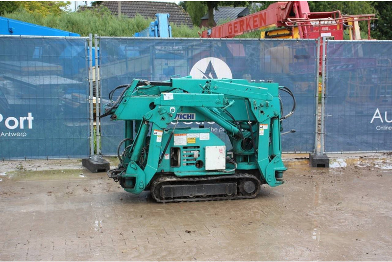 Aichi UJ012 - Кран: фото 1 Aichi UJ012 - Кран: фото 1