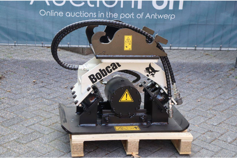 Bobcat - Виброплита: фото 1 Bobcat - Виброплита: фото 1