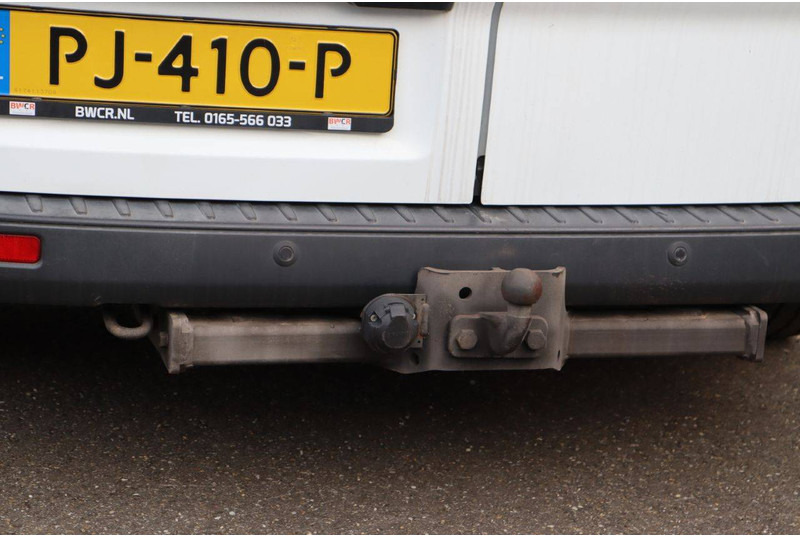 Цельнометаллический фургон Ford Transit Custom: фото 17