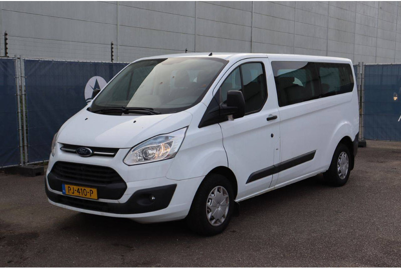 Цельнометаллический фургон Ford Transit Custom: фото 9