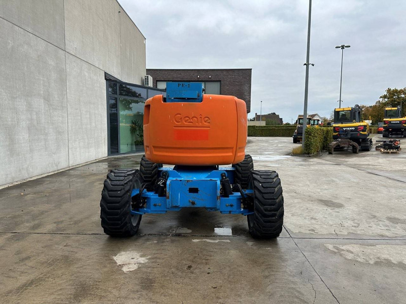 Genie Z45/25 - Коленчатый подъемник: фото 2 Genie Z45/25 - Коленчатый подъемник: фото 2