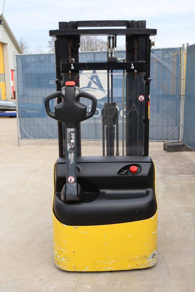 Hyundai 10 LS-7 - Штабелер: фото 5 Hyundai 10 LS-7 - Штабелер: фото 5