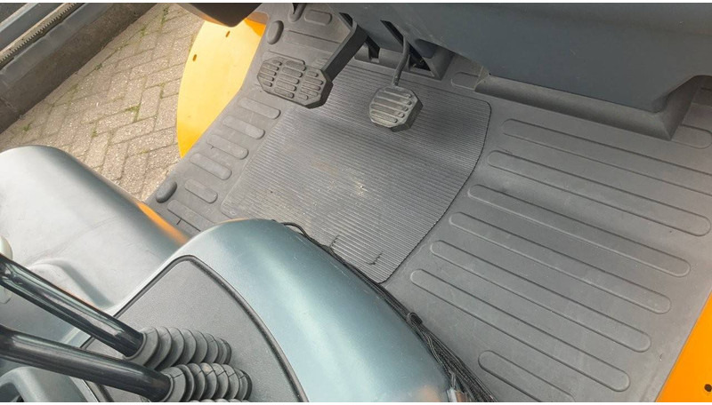 Газовый погрузчик Jungheinrich TFG 430: фото 10 Газовый погрузчик Jungheinrich TFG 430: фото 10