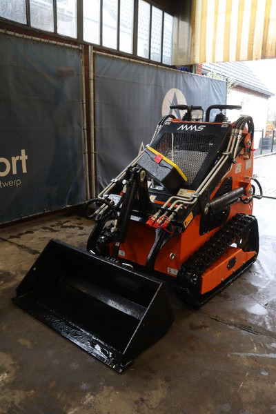 Гусеничный погрузчик MMS MS36C: фото 8 Гусеничный погрузчик MMS MS36C: фото 8