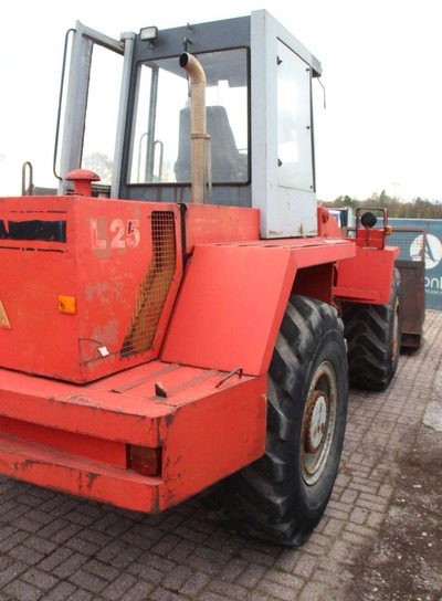 O & K L25 - Колёсный погрузчик: фото 5 O & K L25 - Колёсный погрузчик: фото 5