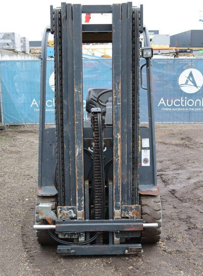 Электропогрузчик OM Carrelli XE 25: фото 8 Электропогрузчик OM Carrelli XE 25: фото 8