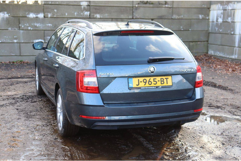 Škoda Octavia - Легковой автомобиль: фото 4 Škoda Octavia - Легковой автомобиль: фото 4