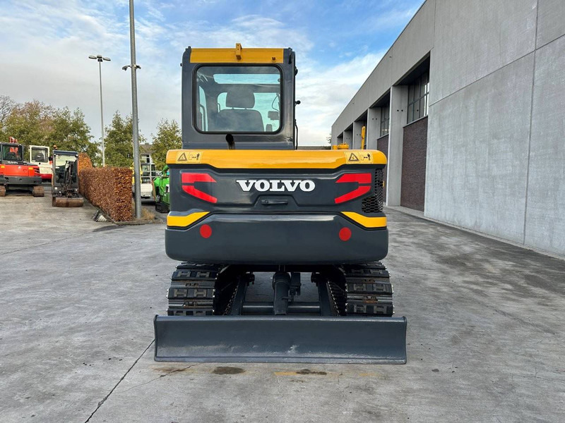 Volvo EC55D - Гусеничный экскаватор: фото 5 Volvo EC55D - Гусеничный экскаватор: фото 5