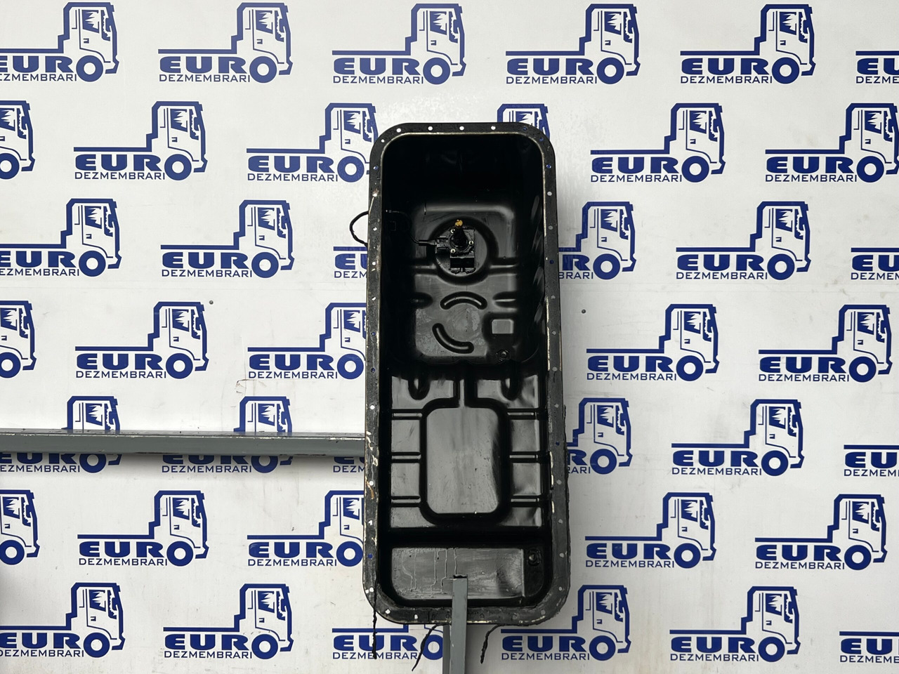 BAIE ULEI FORD CARGO F-MAX FHR6 GC466675CA - Масляный поддон для Грузовиков: фото 2 BAIE ULEI FORD CARGO F-MAX FHR6 GC466675CA - Масляный поддон для Грузовиков: фото 2